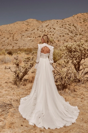 La Perle by Calla Blanche LP2601 #2 default backface vertical thumbnail