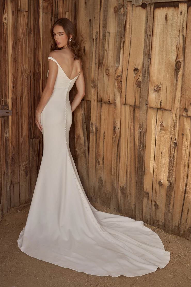 La Perle by Calla Blanche Style #LP2604 #1 default backface vertical picture