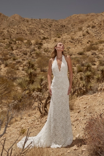 La Perle by Calla Blanche LP2605 #1 frontface vertical thumbnail