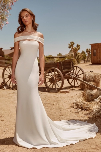 La Perle by Calla Blanche LP2614 #1 frontface vertical thumbnail