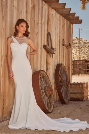 La Perle by Calla Blanche LP2616 #0 default frontface vertical thumbnail