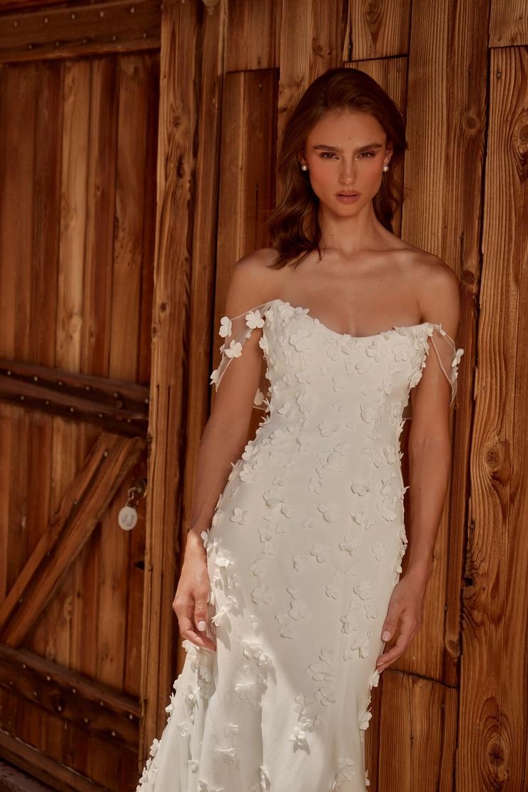 La Perle by Calla Blanche Style #LP2621 #2 frontface vertical cropped picture