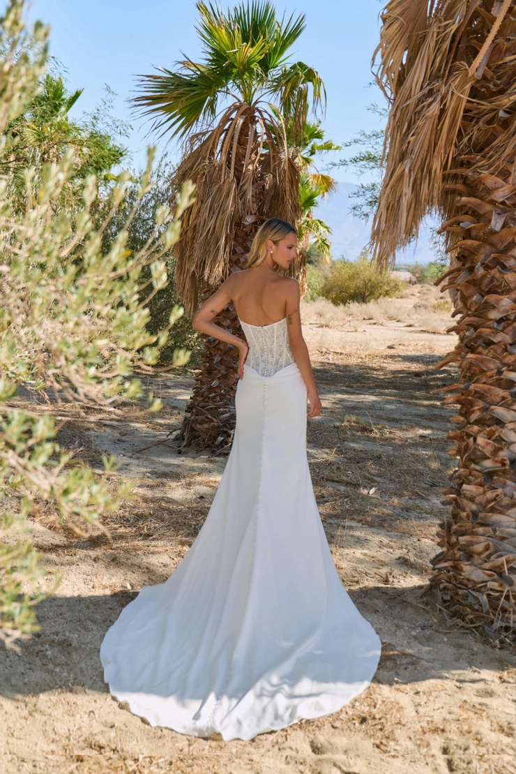 L'Amour by Calla Blanche LA26106