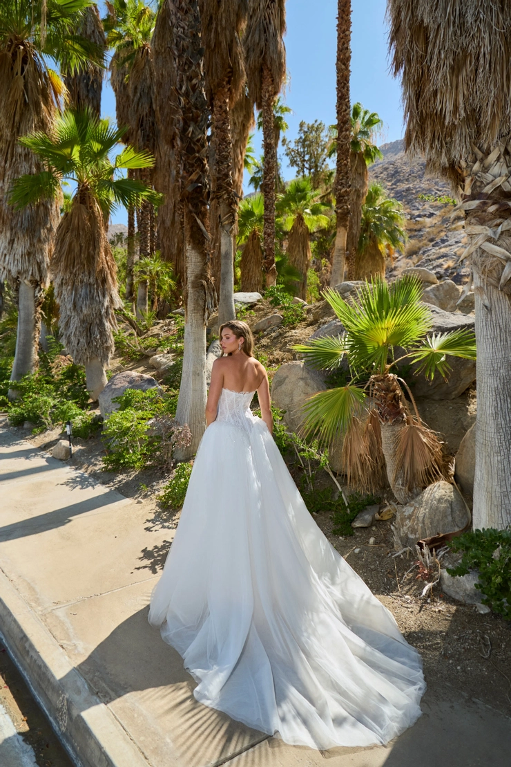 L'Amour by Calla Blanche LA26124