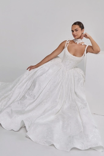 Blanc by Calla Blanche B26103 #1 frontface vertical thumbnail