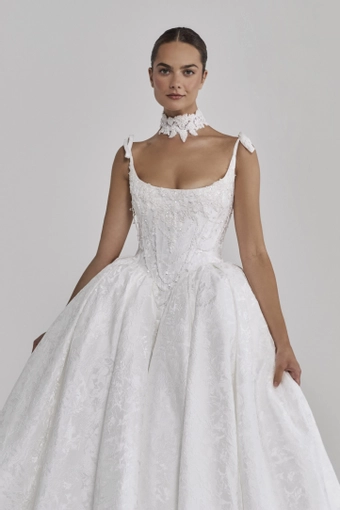 Blanc by Calla Blanche B26103 #4 frontface vertical cropped thumbnail