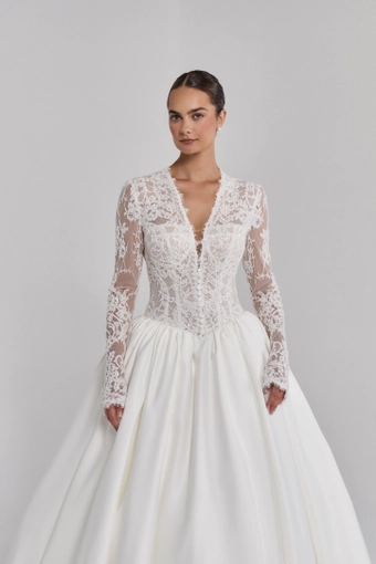 Blanc by Calla Blanche B26105 #4 frontface vertical cropped thumbnail