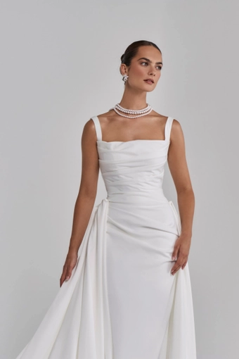 Blanc by Calla Blanche B26108 #5 frontface vertical cropped thumbnail