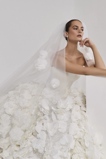 Blanc by Calla Blanche B26113 #4 frontface vertical cropped thumbnail