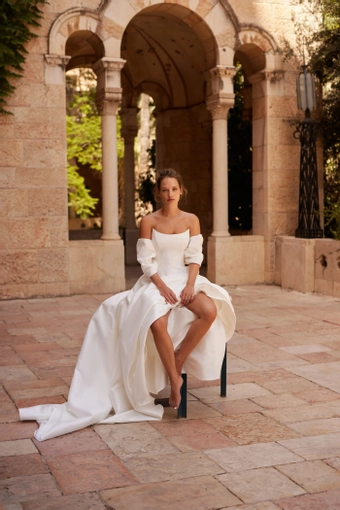 Arava Polak Anne #1 frontface vertical thumbnail