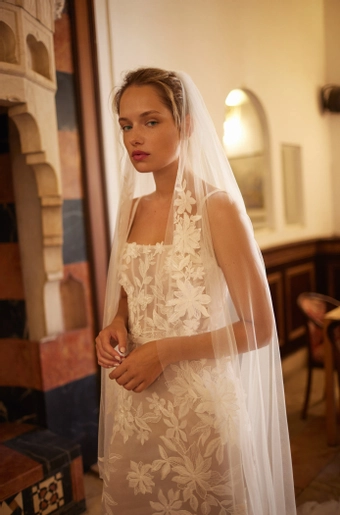 Arava Polak Ciara #3 frontface vertical cropped thumbnail