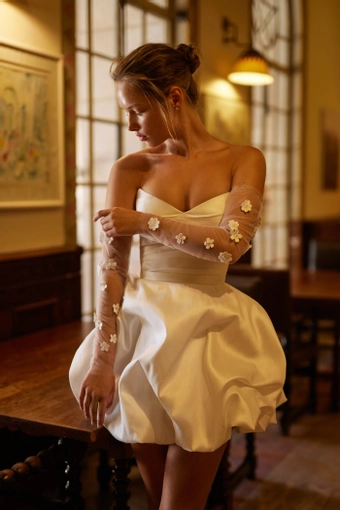 Arava Polak Emily #0 default frontface vertical thumbnail