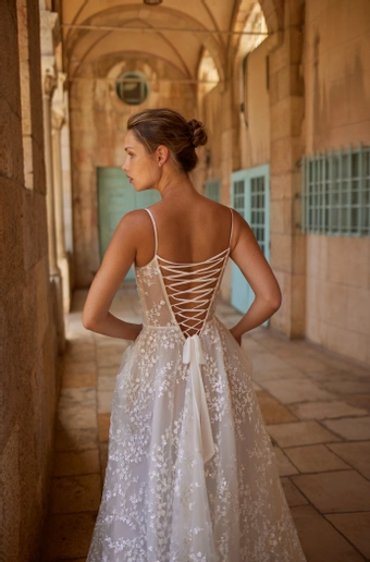 Arava Polak Ivy #3 backface vertical cropped thumbnail