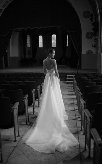 Arava Polak Zoya #2 default backface vertical thumbnail