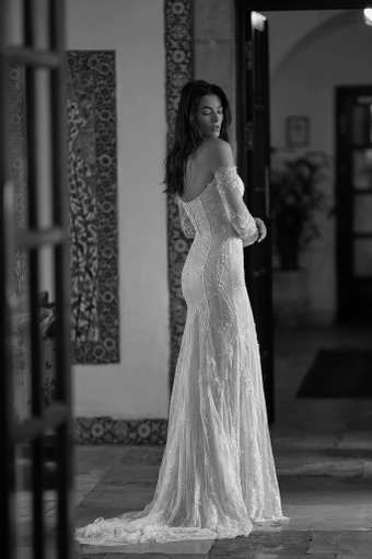 Arava Polak Laura #1 default backface vertical thumbnail