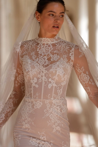 Arava Polak Rosalie #2 frontface vertical cropped thumbnail