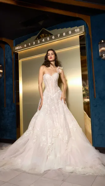 GALA - Galia Lahav Bellini #1 frontface vertical thumbnail