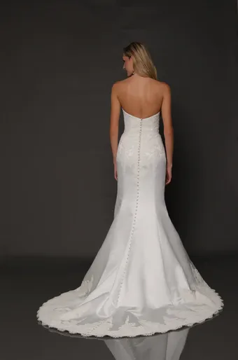 Robert Bullock Style NO. Adelaide #1 default backface vertical thumbnail