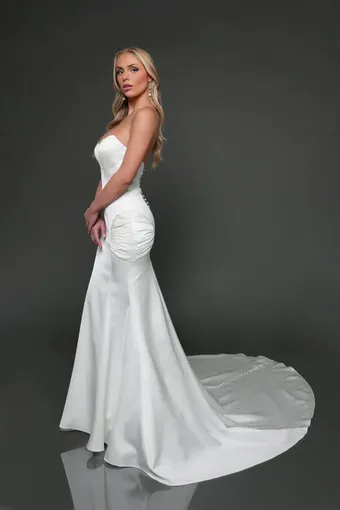 Robert Bullock Style NO. Buenos Aires #3 frontface vertical thumbnail