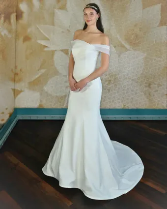 Robert Bullock Style NO. Grenada #3 frontface vertical thumbnail