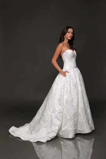 Robert Bullock Style NO. Odesa #1 frontface vertical thumbnail