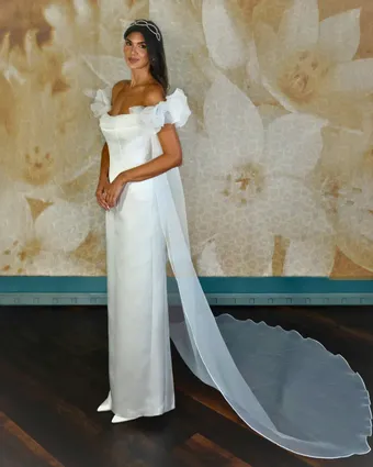 Robert Bullock Style NO. Prague #3 frontface vertical thumbnail