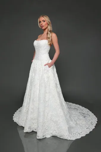 Robert Bullock Style NO. Sydney #2 frontface vertical thumbnail