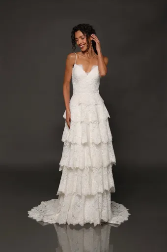 Robert Bullock Style NO. Verona #1 frontface vertical thumbnail