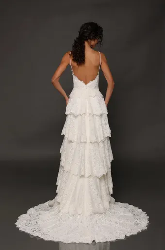 Robert Bullock Style NO. Verona #3 default backface vertical thumbnail