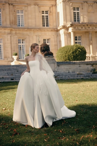 Lihi Hod Belle #2 frontface vertical thumbnail