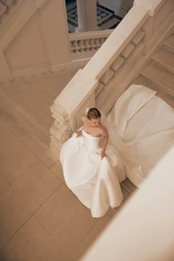 Lihi Hod Belle #4 frontface vertical thumbnail