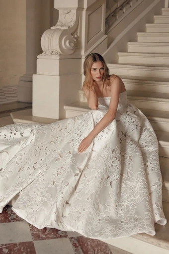 Lihi Hod Elize #1 frontface vertical thumbnail