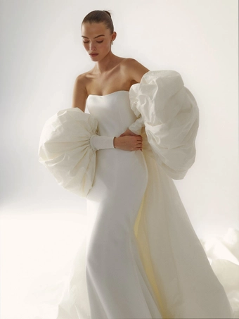 Lihi Hod Ruby #1 frontface vertical cropped thumbnail