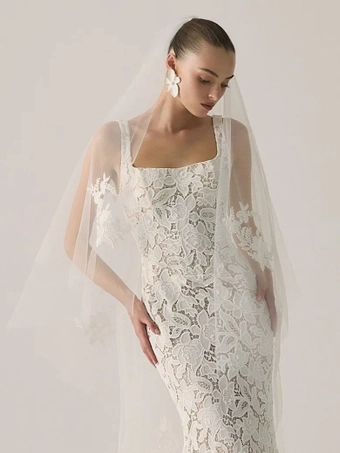 Lihi Hod Seychelles #0 default frontface vertical cropped thumbnail