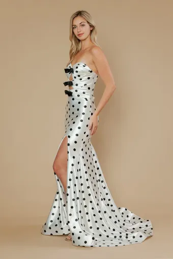 Poly USA 25200 #1 Off White/Black frontface vertical thumbnail