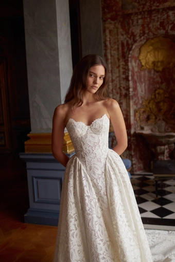 Arava Polak Marie #4 frontface vertical cropped thumbnail