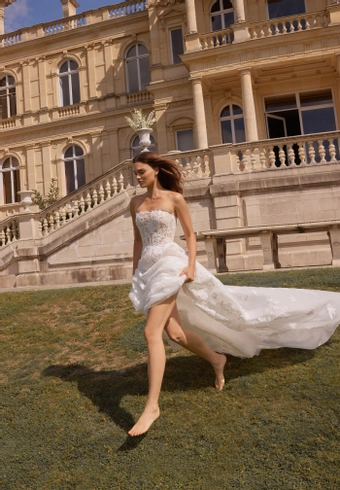 Arava Polak Viola #1 frontface vertical thumbnail