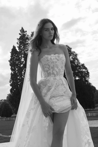 Arava Polak Viola #3 frontface vertical cropped thumbnail