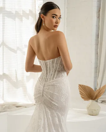 Kitty Chen Francia #6 backface vertical cropped thumbnail