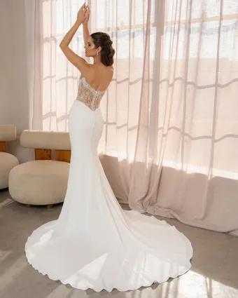 Kitty Chen Jordin #3 backface vertical thumbnail