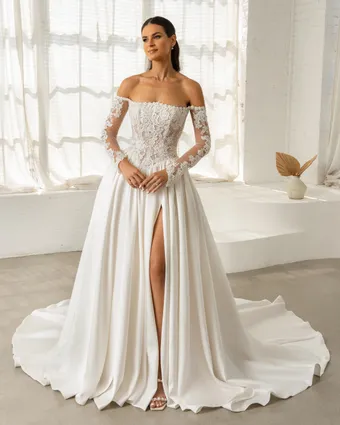 Kitty Chen Renata #1 frontface vertical thumbnail