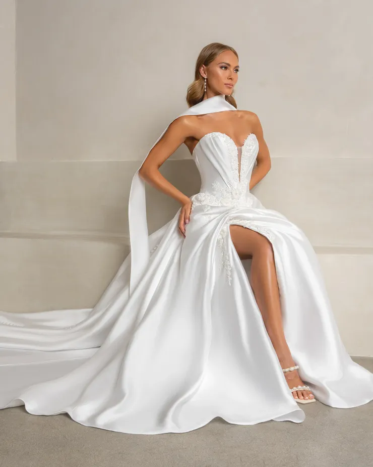 Kitty Chen Lupita H2640