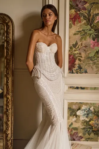 Milla by Lorenzo Rossi Aether #3 frontface vertical cropped thumbnail