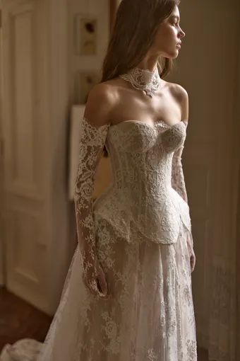 Milla by Lorenzo Rossi Averic #8 frontface vertical cropped thumbnail