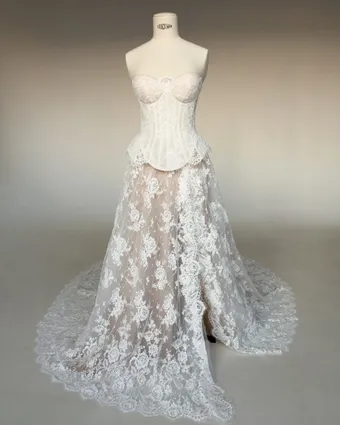 Milla by Lorenzo Rossi Averic #1 frontface vertical thumbnail