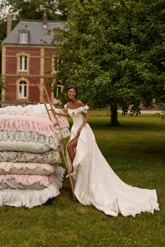 Milla by Lorenzo Rossi Corvelle #4 frontface vertical thumbnail