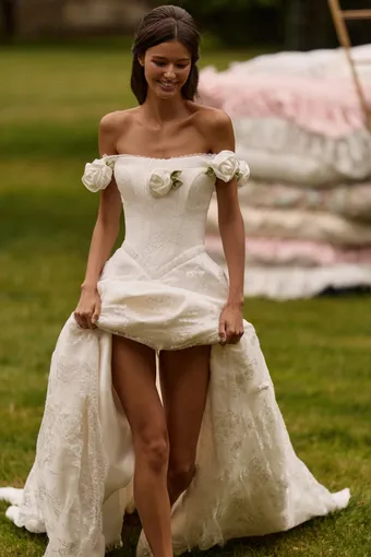 Milla by Lorenzo Rossi Corvelle #1 frontface vertical thumbnail