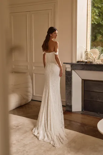 Milla by Lorenzo Rossi Evolis #4 default backface vertical thumbnail