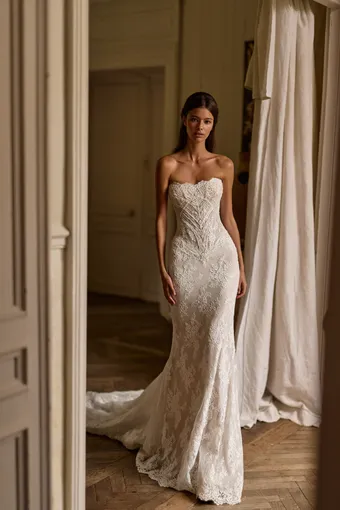 Milla by Lorenzo Rossi Gleam #2 frontface vertical thumbnail