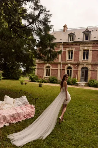 Milla by Lorenzo Rossi Jolavie #2 default backface vertical thumbnail